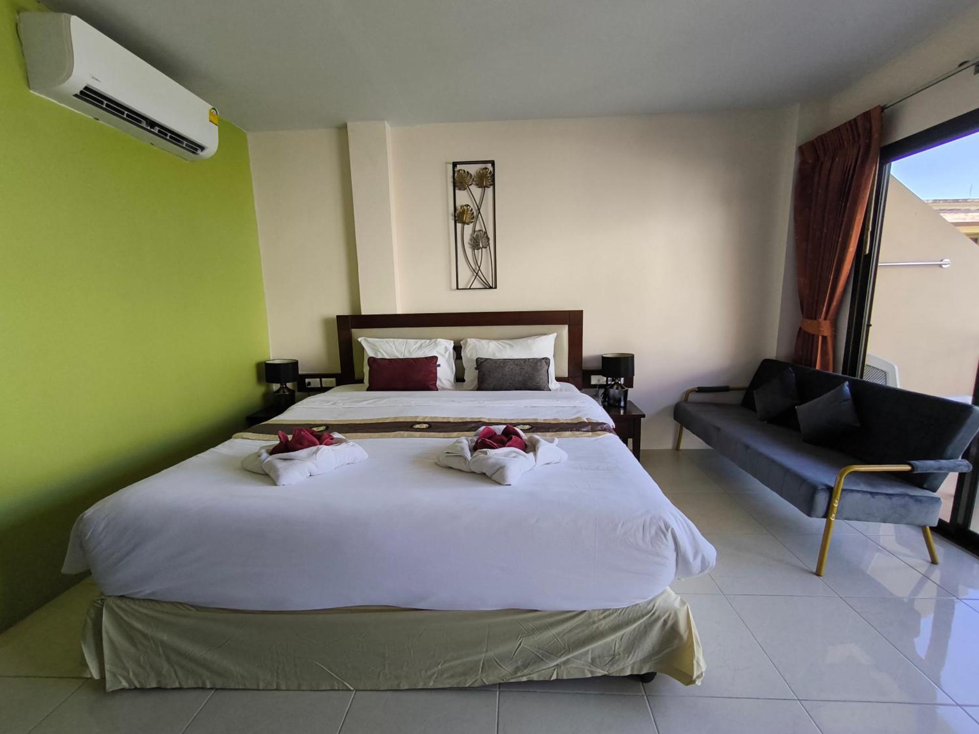 Patong Seven Seas Hotel מראה חיצוני תמונה
